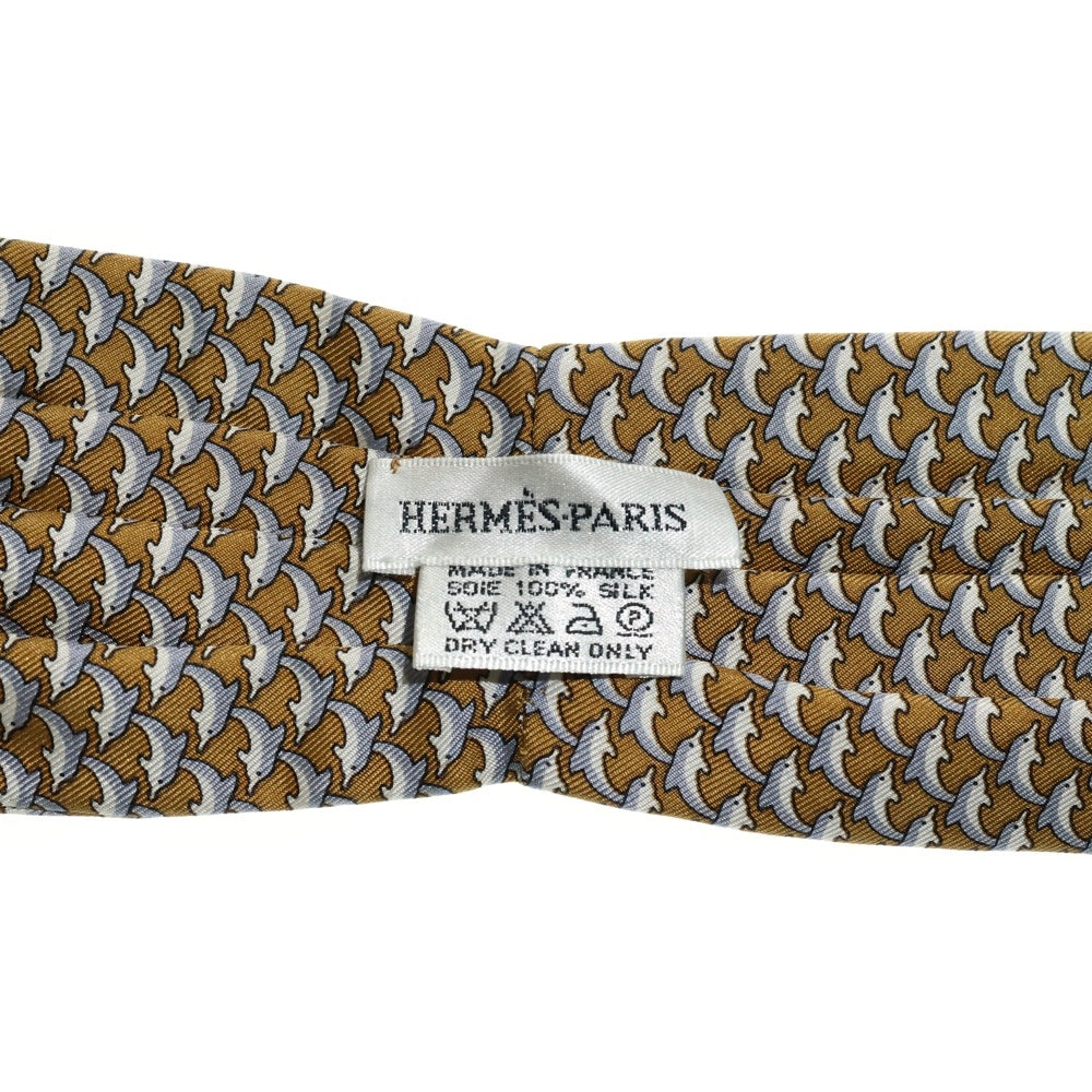 HERMES(エルメス) マキシツイリー イルカ 総柄 タック スカーフ マフラー ブラウン