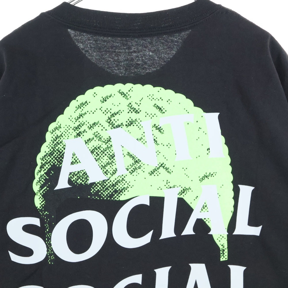 ANTI SOCIAL SOCIAL CLUB(アンチソーシャルソーシャルクラブ) ×SAPEUR サプール ロゴプリント 半袖Tシャツ カットソー ブラック