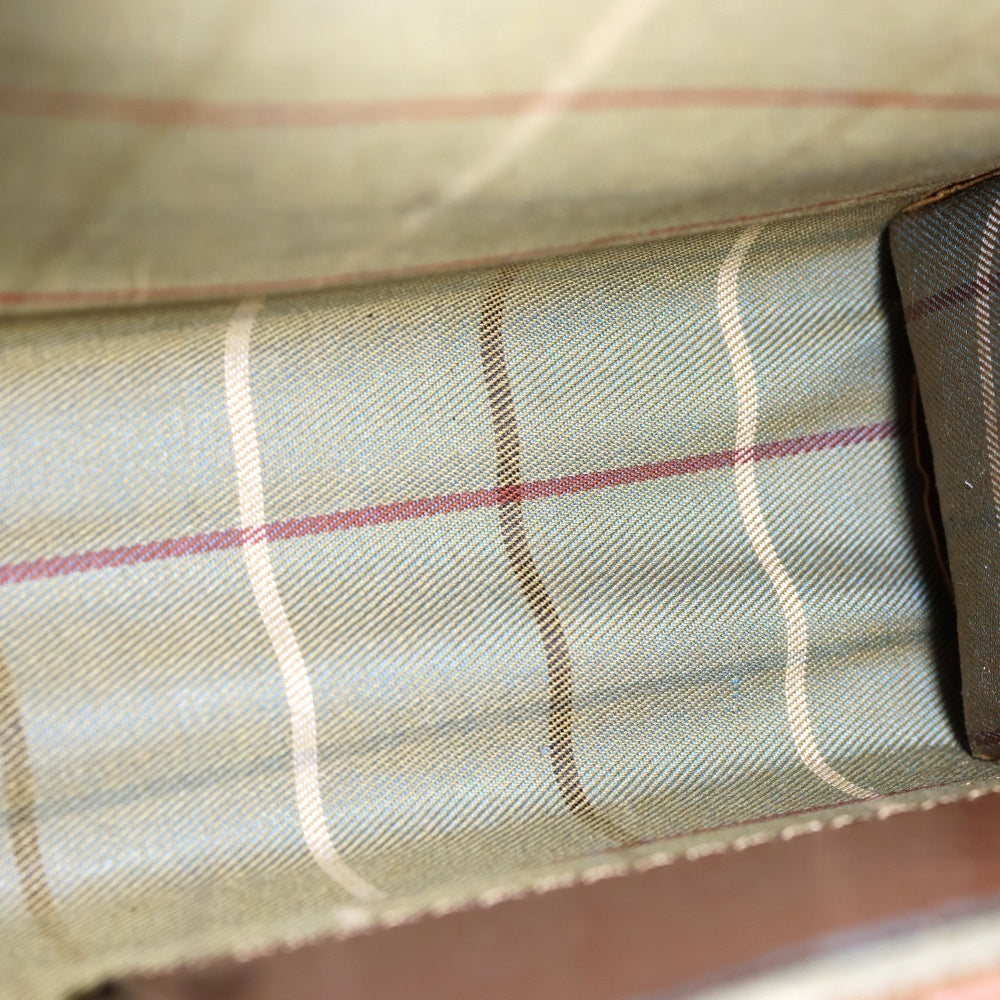 BURBERRYS(バーバリーズ) ロゴ レザー クラッチバッグ ブラウン