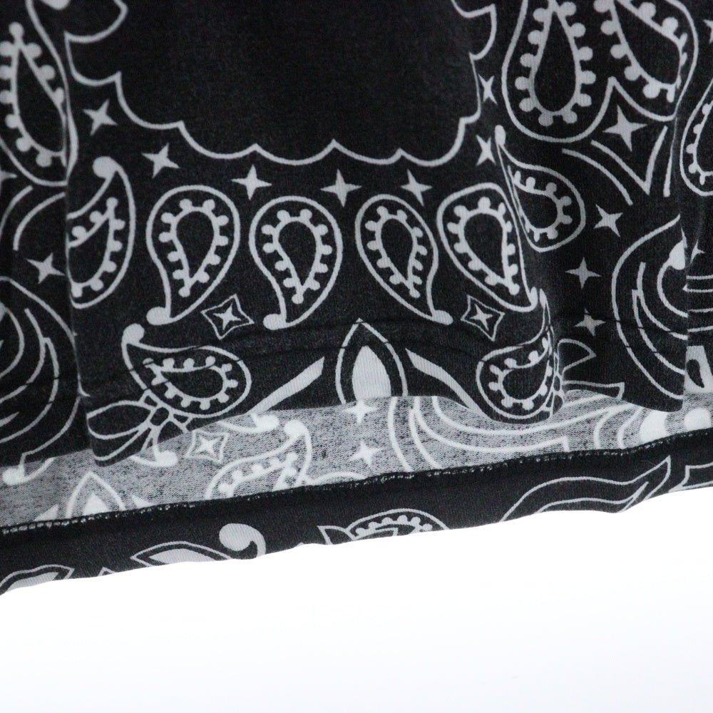 SUPREME(シュプリーム) 21SS Bandana Small box Tee バンダナ総柄 スモールボックスロゴTシャツ 半袖クルーネックカットソー ブラック
