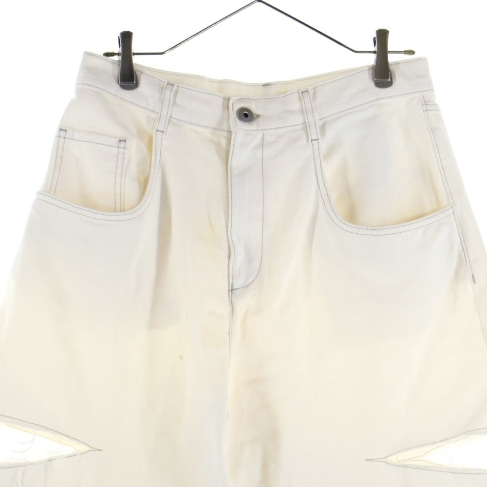 Martin Margiela 1(マルタンマルジェラ) 24SS スラッシュディテール カットオフ デニムパンツ ジーンズ ホワイト S51LA0106 S47399