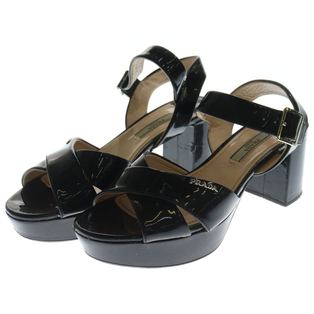 PRADA(プラダ) ロゴデザインプレート エナメル ストラップ ヒールブーツ レディース ブラック
