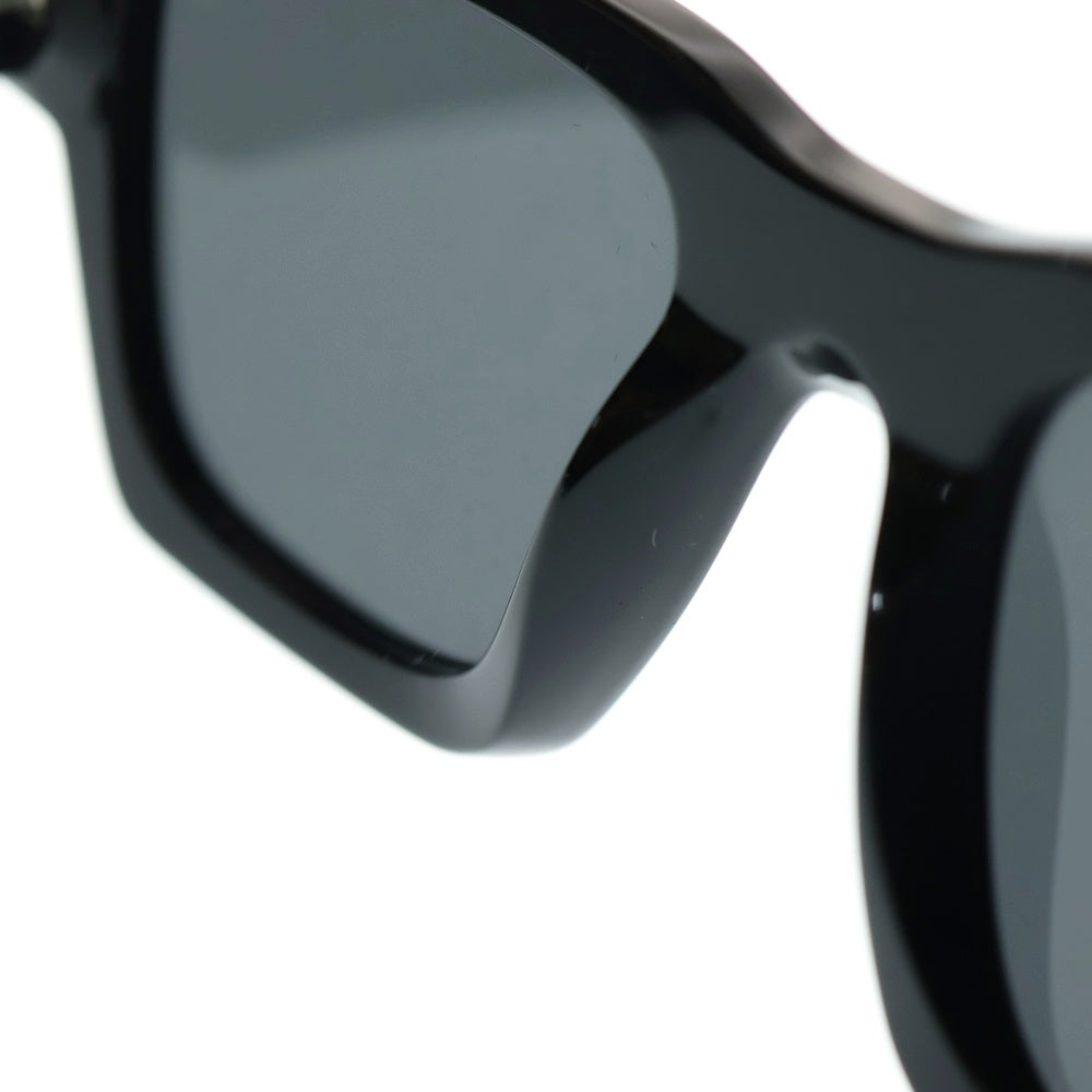 PRADA(プラダ) ウェリントンフレーム シンボル ロゴ サングラス 眼鏡 ブラック SPRA06