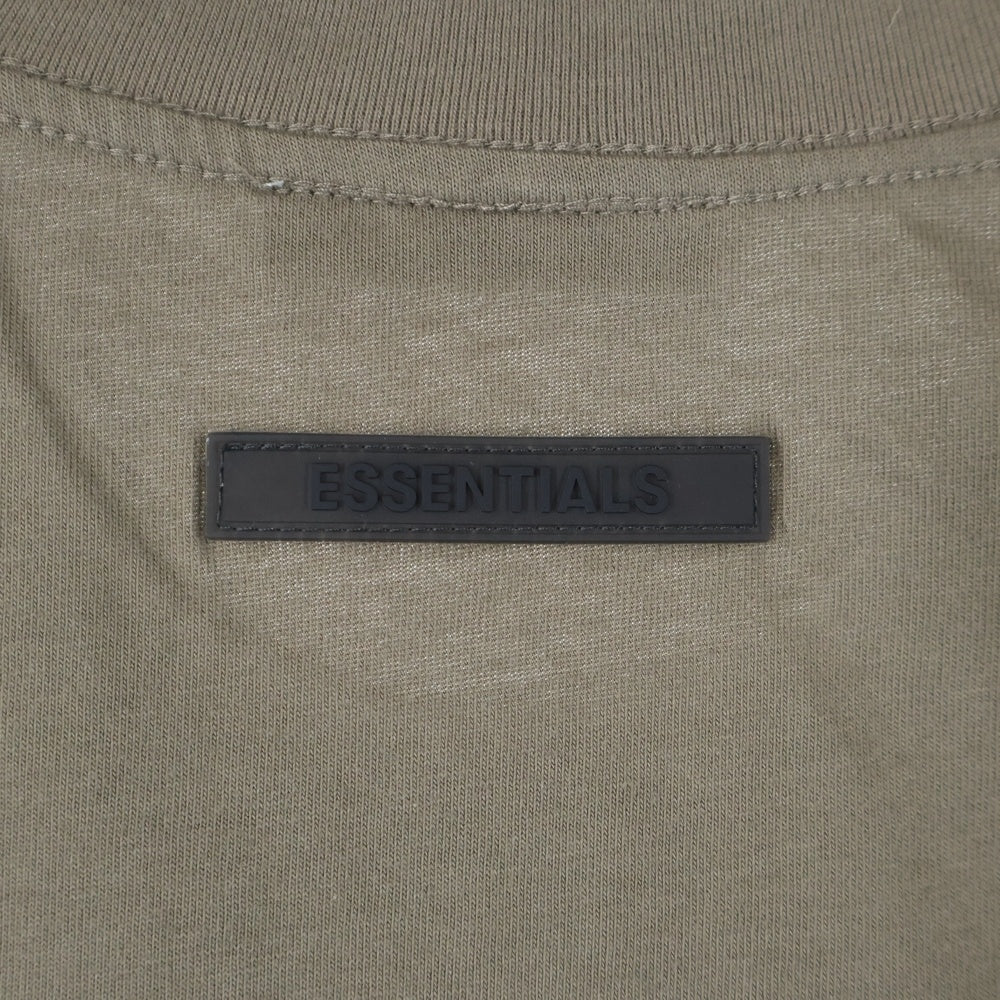 ESSENTIALS FEAR OF GOD(エッセンシャル フィアオブゴッド) Short-Sleeve Tee Harvest ショート スリーブ ハーベスト 背面ロゴプリント 半袖Tシャツ カットソー ブラウン 125SU212001F