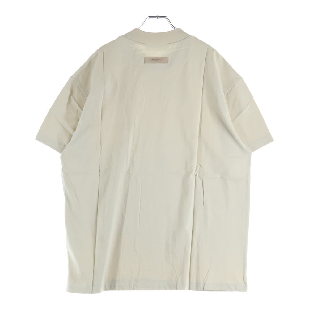 ESSENTIALS FEAR OF GOD(エッセンシャル フィアオブゴッド) Essentials Tee Wheat エッセンシャル ウィート ロゴプリント 半袖Tシャツ カットソー ベージュ 125BT212007F