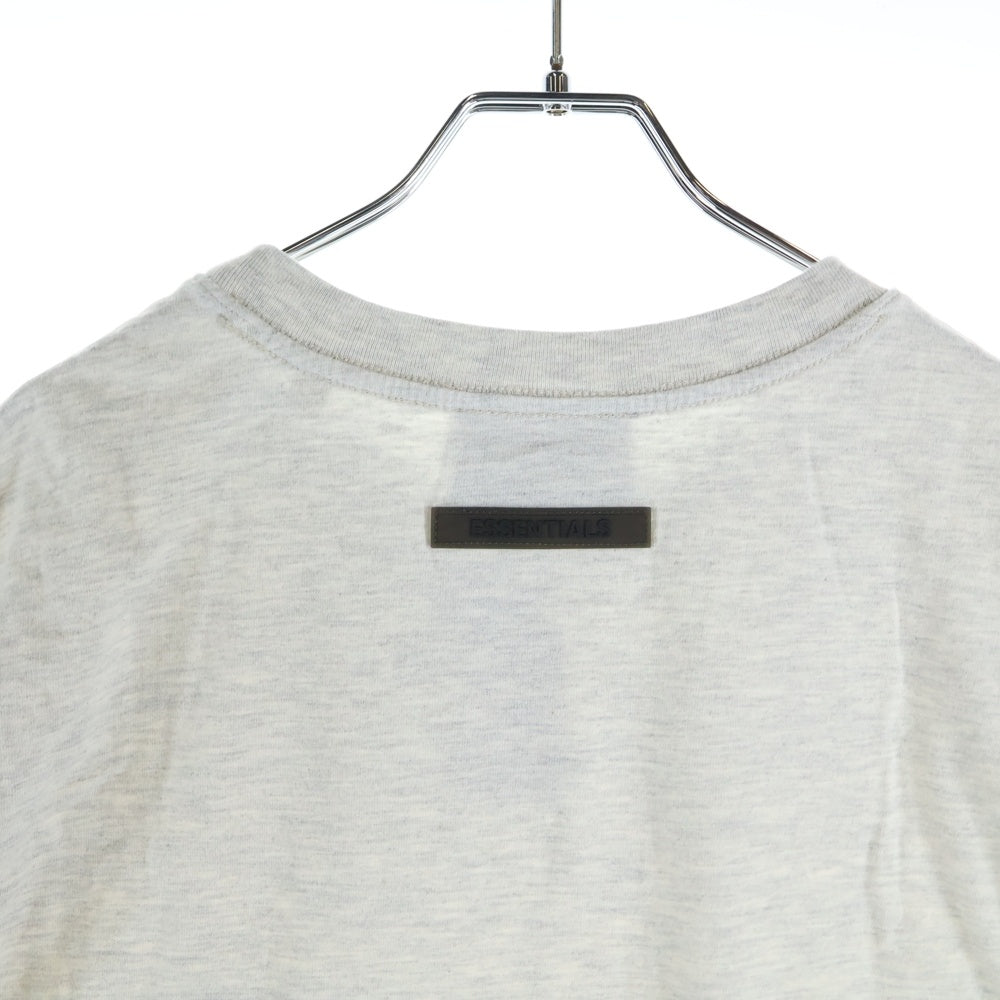 ESSENTIALS FEAR OF GOD(エッセンシャル フィアオブゴッド) Short-Sleeve Tee Light Heather Oatmeal ショート スリーブ ライト ヘザー オートミール ロゴプリント 半袖Tシャツ 125SU212062F