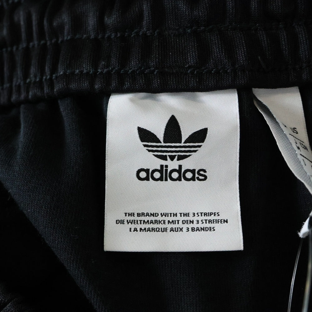 adidas(アディダス) トレフォイル ロゴ エンブロイダリー クロップド トラックパンツ ブラック DN8039