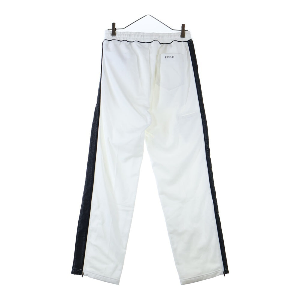 F.C.R.B./F.C.Real Bristol/FCRB(エフシーアールビー/エフシーレアルブリストル) ×NIKE ナイキ フェイクレザーライン フロントロゴ トラックパンツ ホワイト 193916