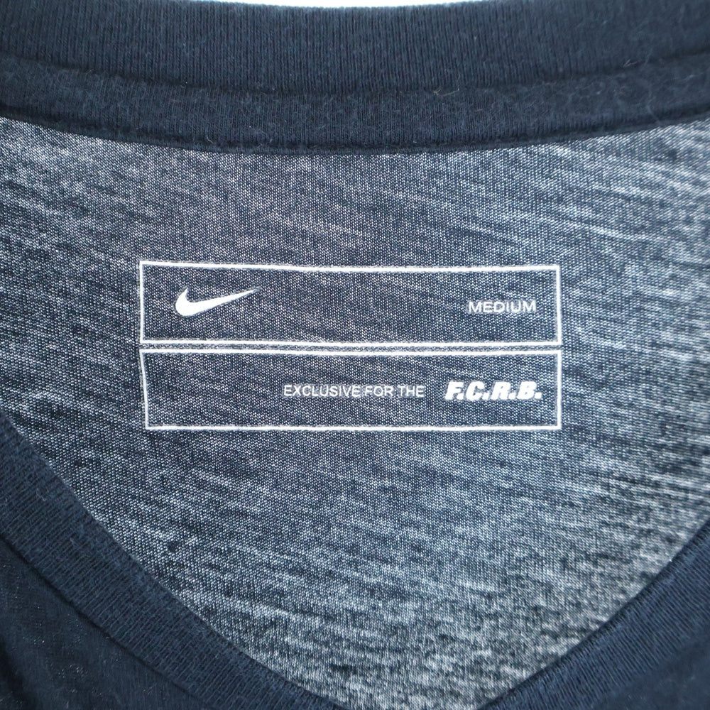 F.C.R.B.(エフシーアールビー) ×NIKE ナイキ スウッシュロゴプリントTシャツ 半袖クルーネックカットソー ブラック 410246-010