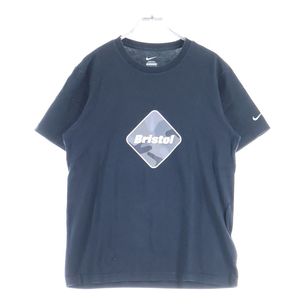 F.C.R.B./F.C.Real Bristol/FCRB(エフシーアールビー/エフシーレアルブリストル) カモ柄 フロントロゴプリントTシャツ 半袖クルーネックカットソー ブラック 640479-010