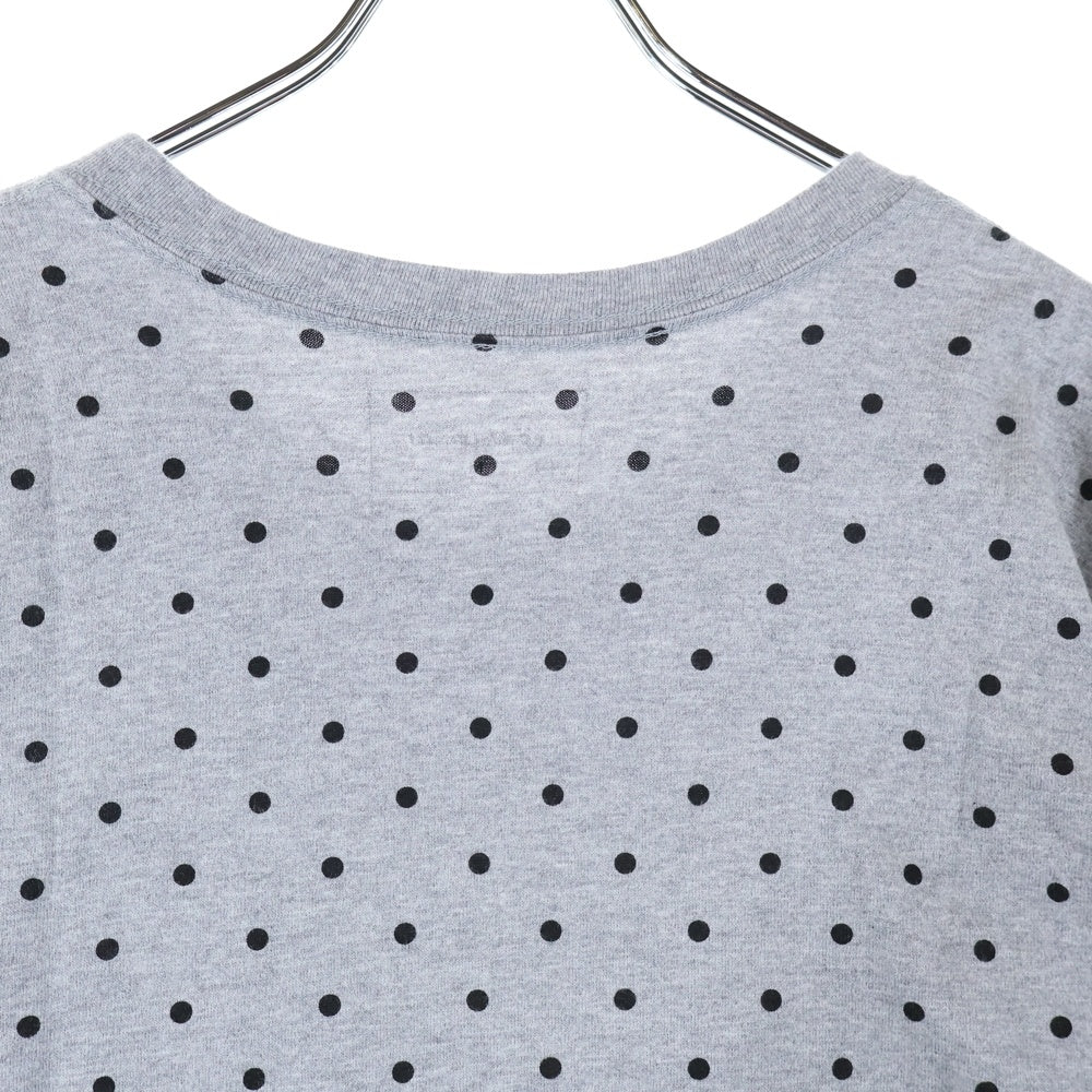 F.C.R.B./F.C.Real Bristol/FCRB(エフシーアールビー/エフシーレアルブリストル) ロゴワッペンデザイン ドット柄 クルーネックTシャツ 半袖カットソー グレー FCRB-156026