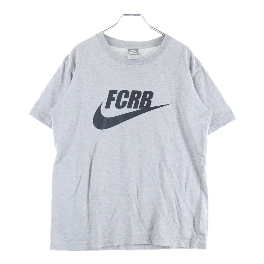 F.C.R.B./F.C.Real Bristol/FCRB(エフシーアールビー/エフシーレアルブリストル) ×NIKE ナイキ ロゴプリントTシャツ 半袖カットソー グレー 389769