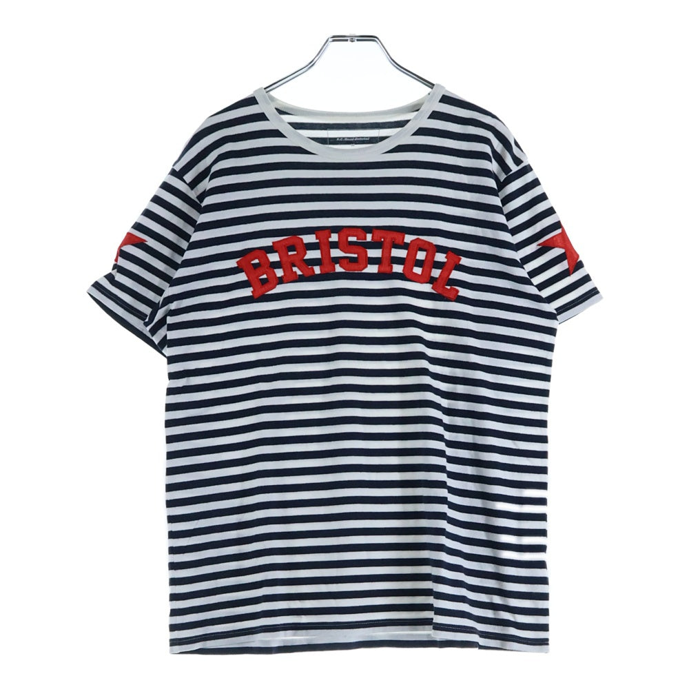 F.C.R.B./F.C.Real Bristol/FCRB(エフシーアールビー/エフシーレアルブリストル) ワッペンロゴデザイン ボーダー クルーネックカットソー 半袖Tシャツ ネイビー/ホワイト FCRB-145007