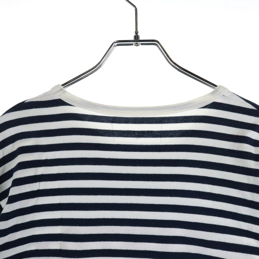 F.C.R.B./F.C.Real Bristol/FCRB(エフシーアールビー/エフシーレアルブリストル) ワッペンロゴデザイン ボーダー クルーネックカットソー 半袖Tシャツ ネイビー/ホワイト FCRB-145007