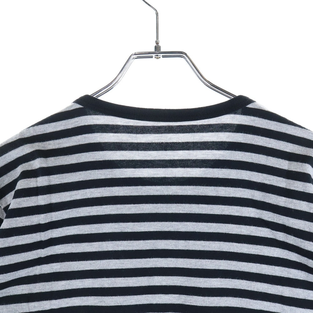 F.C.R.B./F.C.Real Bristol/FCRB(エフシーアールビー/エフシーレアルブリストル) ワッペンロゴデザイン ボーダー クルーネックカットソー 半袖Tシャツ グレー/ブラック FCRB-145007