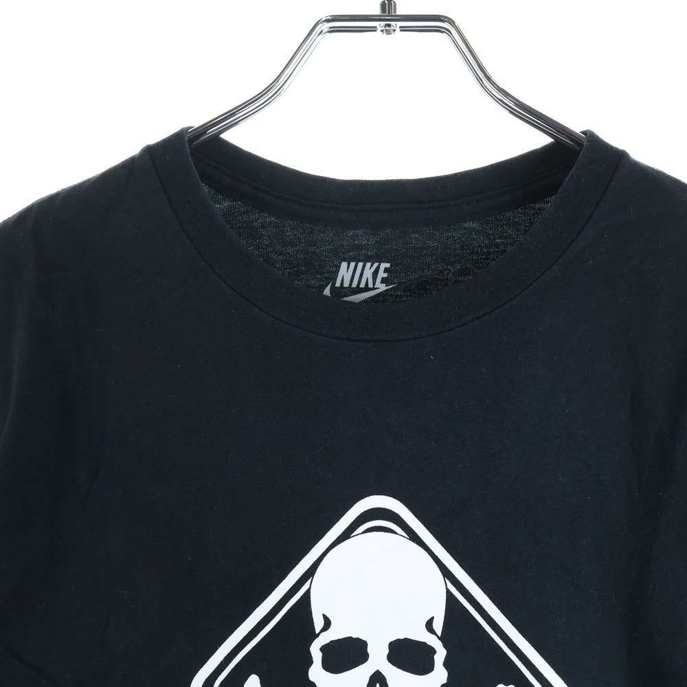 F.C.R.B./F.C.Real Bristol/FCRB(エフシーアールビー/エフシーレアルブリストル) ×NIKE ×MASTERMIND ナイキ マスターマインド フロントスカルプリント半袖Tシャツ 556083-010