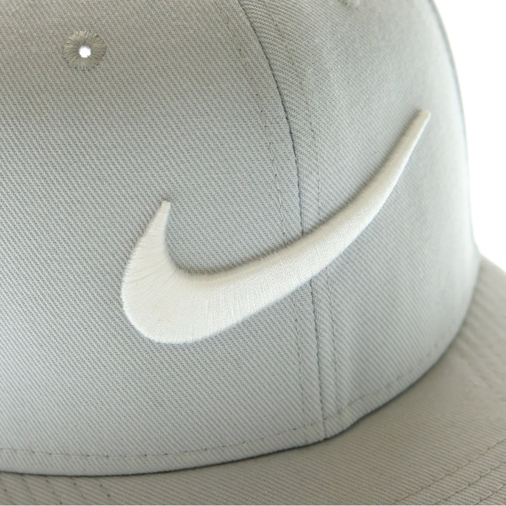 NIKE(ナイキ) SWOOSH PRO CLASSIC CAP スウッシュ刺繍 6パネルキャップ 帽子 グレー 639534-011