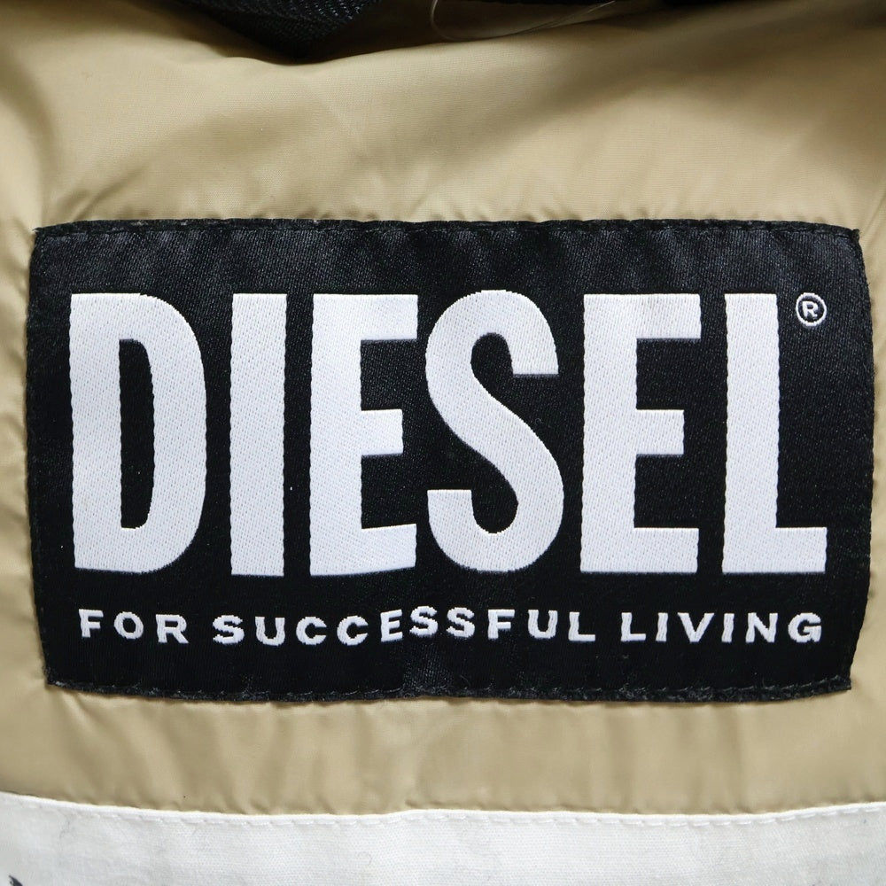DIESEL(ディーゼル) 襟切り替え ジップアップナイロンダウンジャケット シルバー A03145