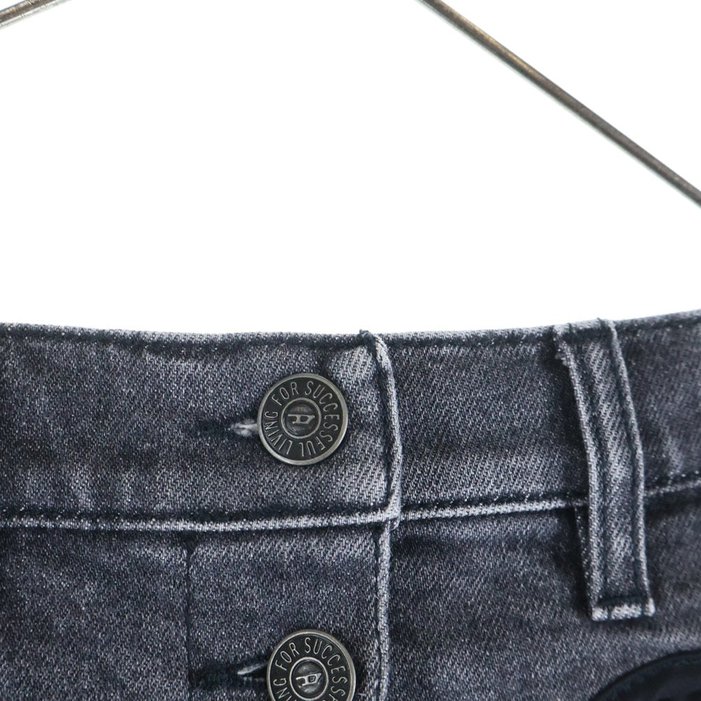 DIESEL(ディーゼル) 7B マルチポケット デニム切り替え ショートスカート ブラック A04715