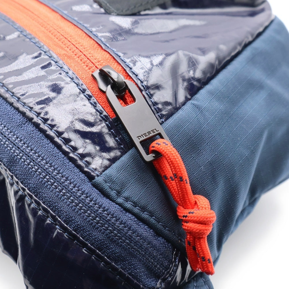 DIESEL(ディーゼル) ロゴデザイン マルチジップ ナイロンショルダーバッグ ネイビー X08149