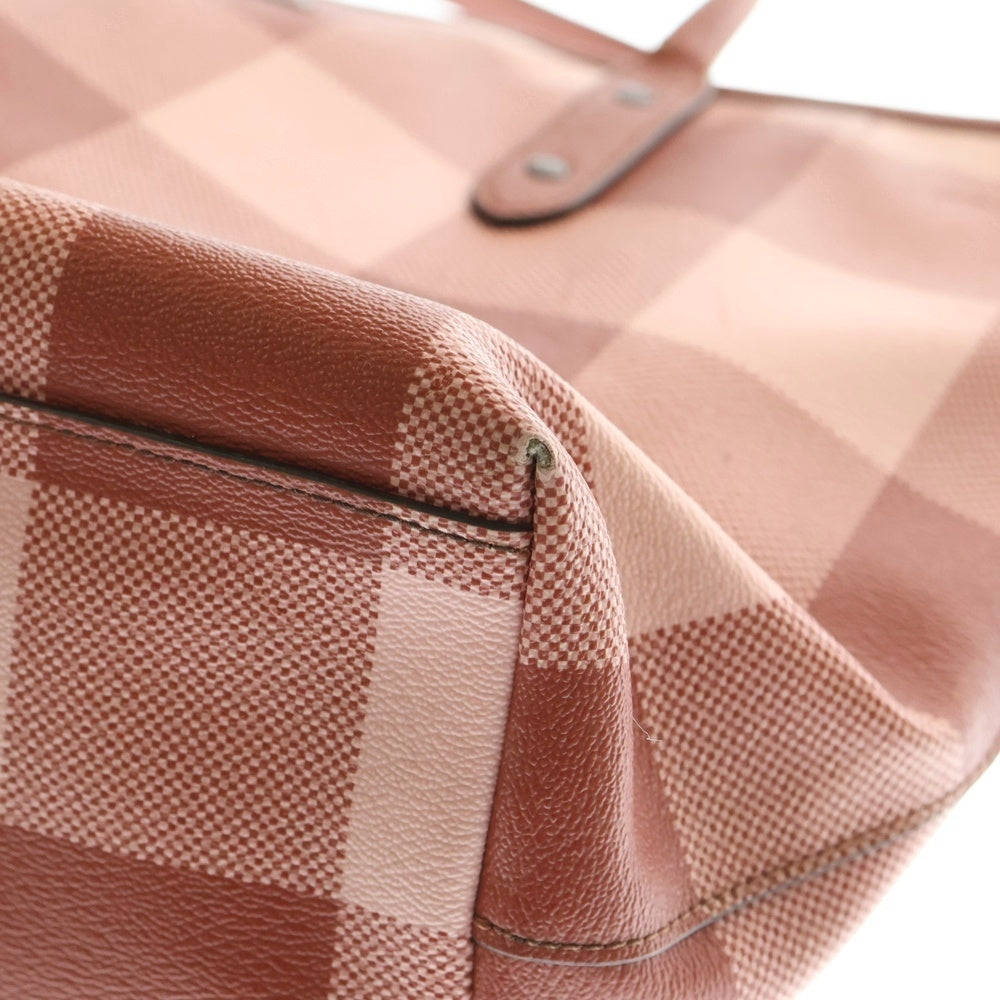 COACH(コーチ) CHECKERED TOTE ロゴ刻印 チェッカード PVCレザートート