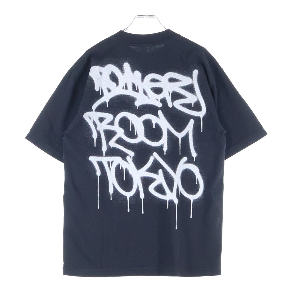 BOILER ROOM(ボイラールーム) BOILER ROOM ボイラールーム バックロゴ 半袖Tシャツ ブラック