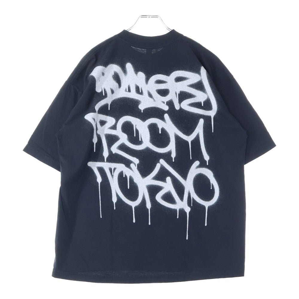 BOILER ROOM(ボイラールーム) BOILER ROOM ボイラールーム バックロゴ 半袖Tシャツ ブラック