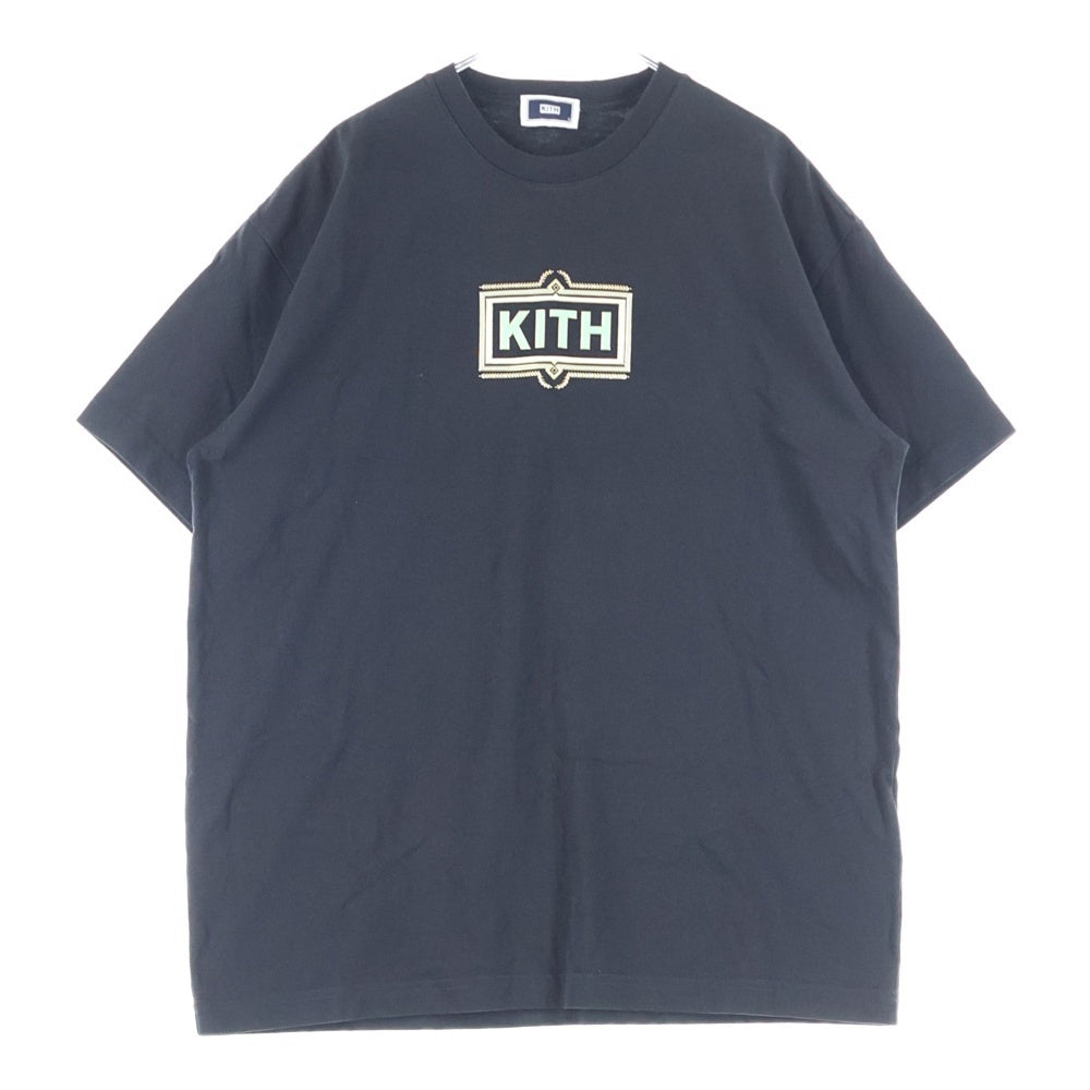 KITH(キス) 24SS ORNATE CLASSIC LOGO TEE オーネイト フロントクラシックロゴTシャツ 半袖クルーネックカットソー ブラック KHM031995