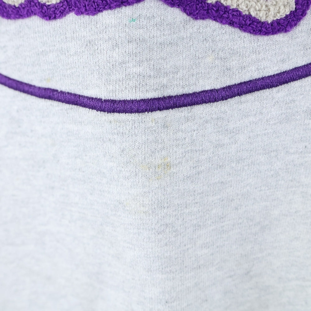 X-LARGE(エクストララージ) フロントロゴデザイン ニット切り替え クルーネック カットソー スウェット トレーナー グレー/パープル 101223012011
