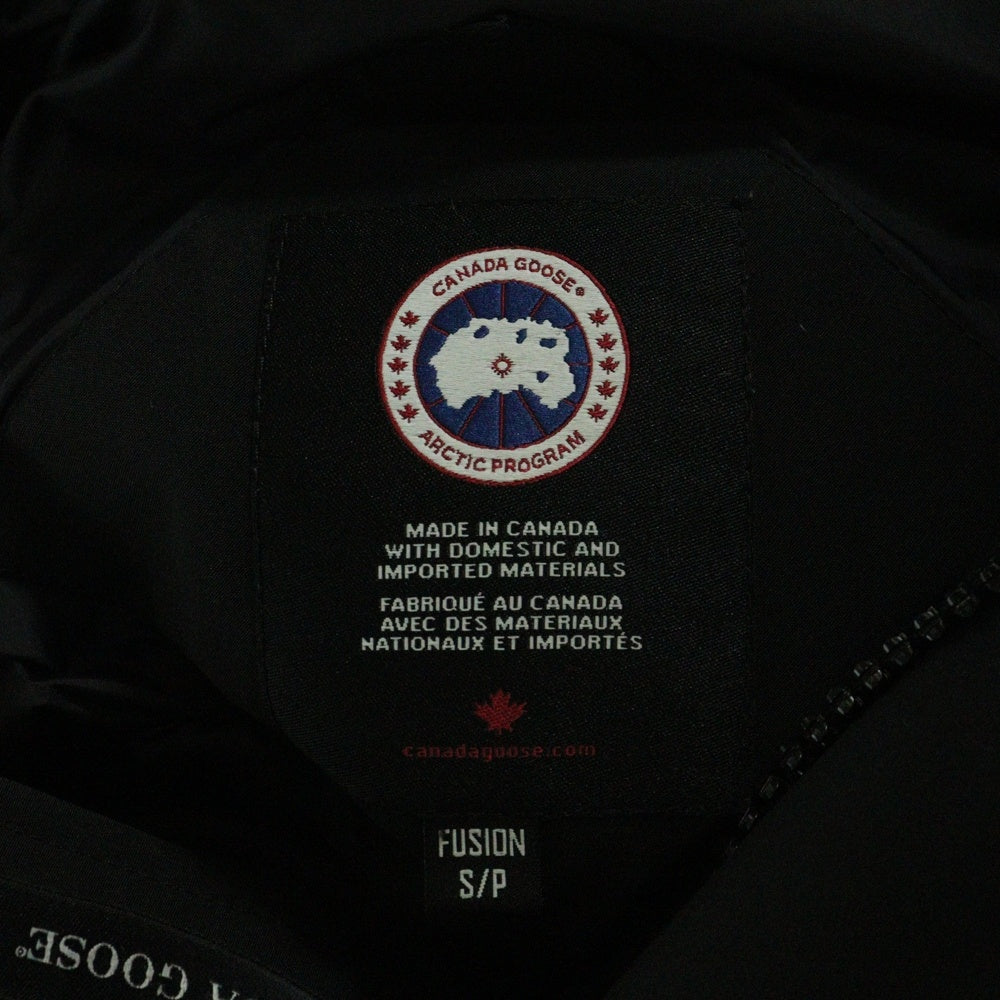 CANADA GOOSE(カナダグース) CHILLIWACK BOMBER FUSION FIT チリワック ボンバーフュージョンフィット ファー フーデッドダウンジャケット ブラック 7999MA