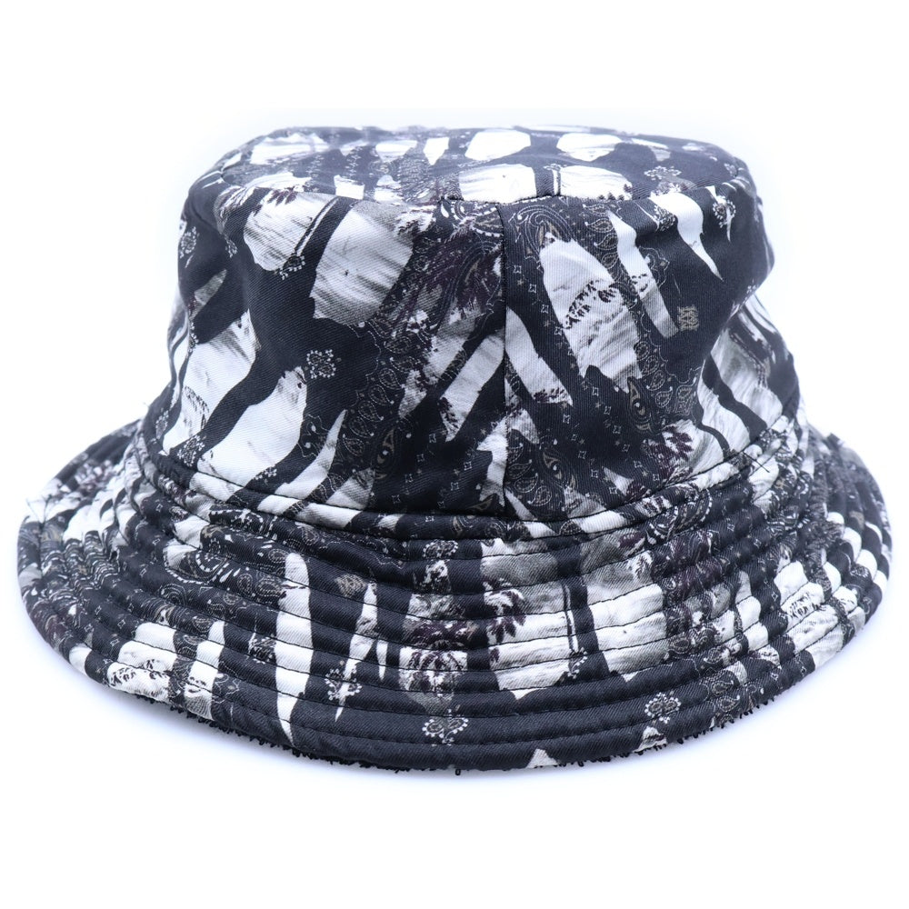 AMIRI(アミリ) BANDANA REVERSIBLE BUCKET HAT バンダナ リバーシブルバケットハット 帽子 ブラック/ホワイト
