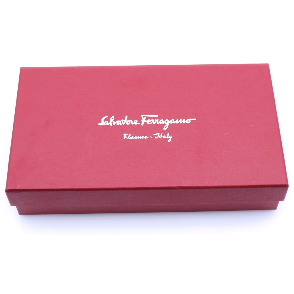 FERRAGAMO(フェラガモ) ロゴデザインプレート ヴァラリボン ロングウォレット 長財布 レッド JP-22-D239