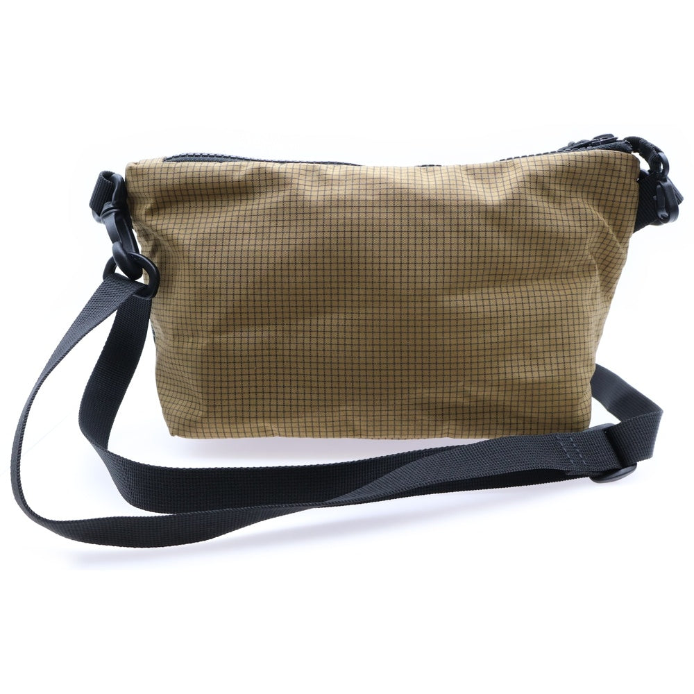 MOUNTAIN HARD WEAR(マウンテン ハード ウエア) ロゴ刺繍 ナイロン ショルダーポーチ バッグ ブラウン