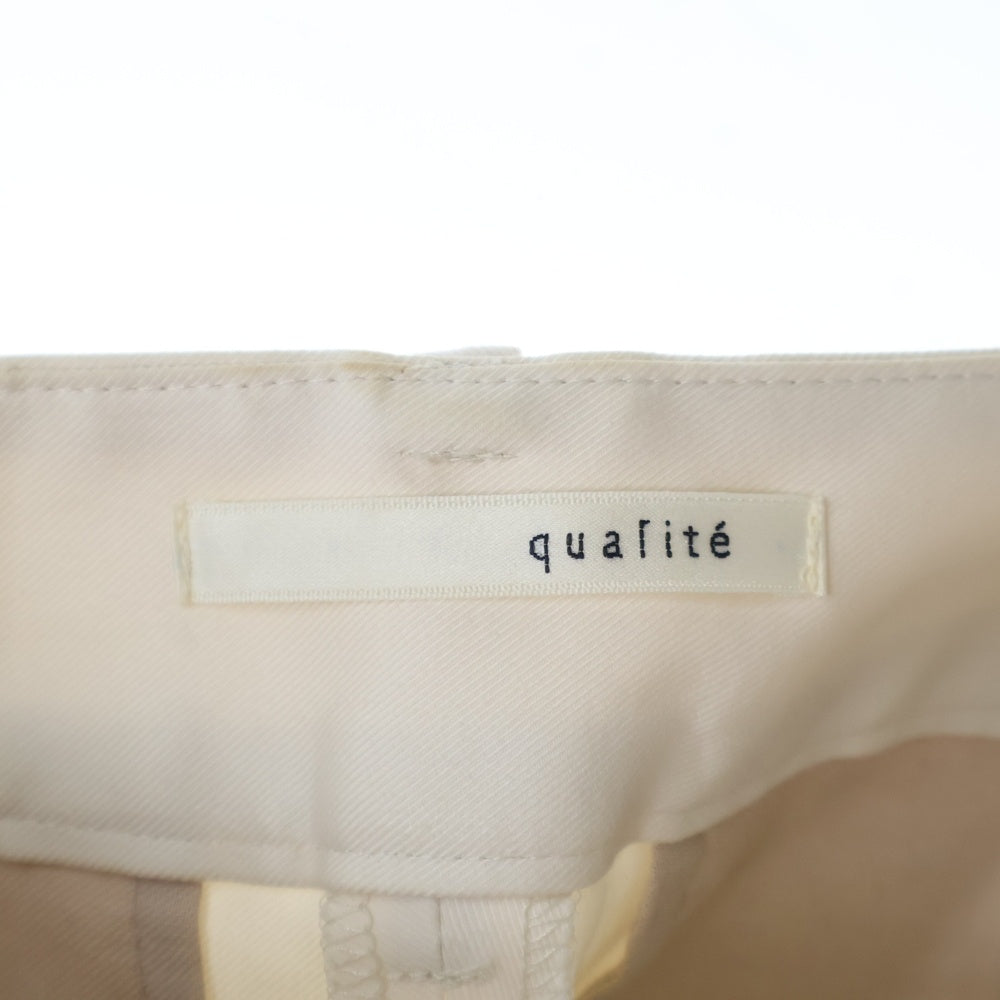 NO BRAND(ノーブランド) QUALITE(カリテ) ポリコットン テーパードパンツ レディース ホワイト 3238-00-50011