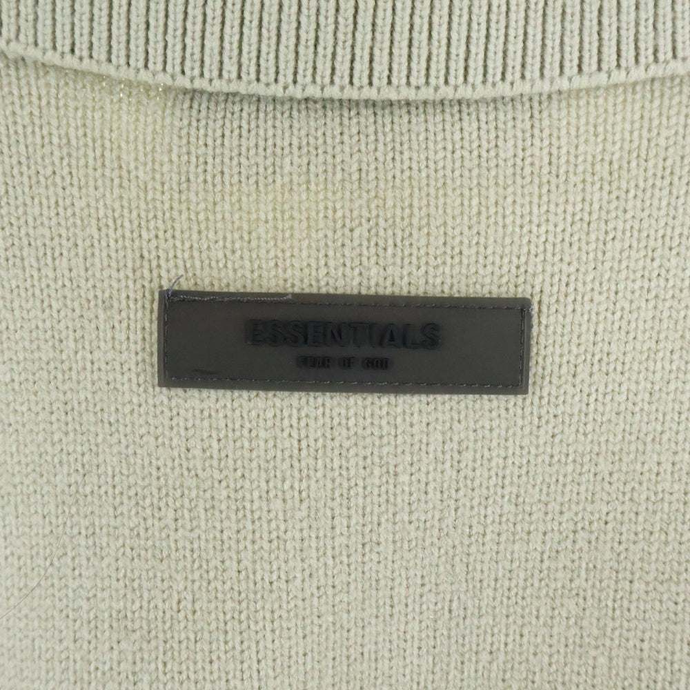 ESSENTIALS FEAR OF GOD(エッセンシャル フィアオブゴッド) 1977 KNIT LOGO LS POLO フロントロゴデザイン 1B ニットポロ セーター ベージュ