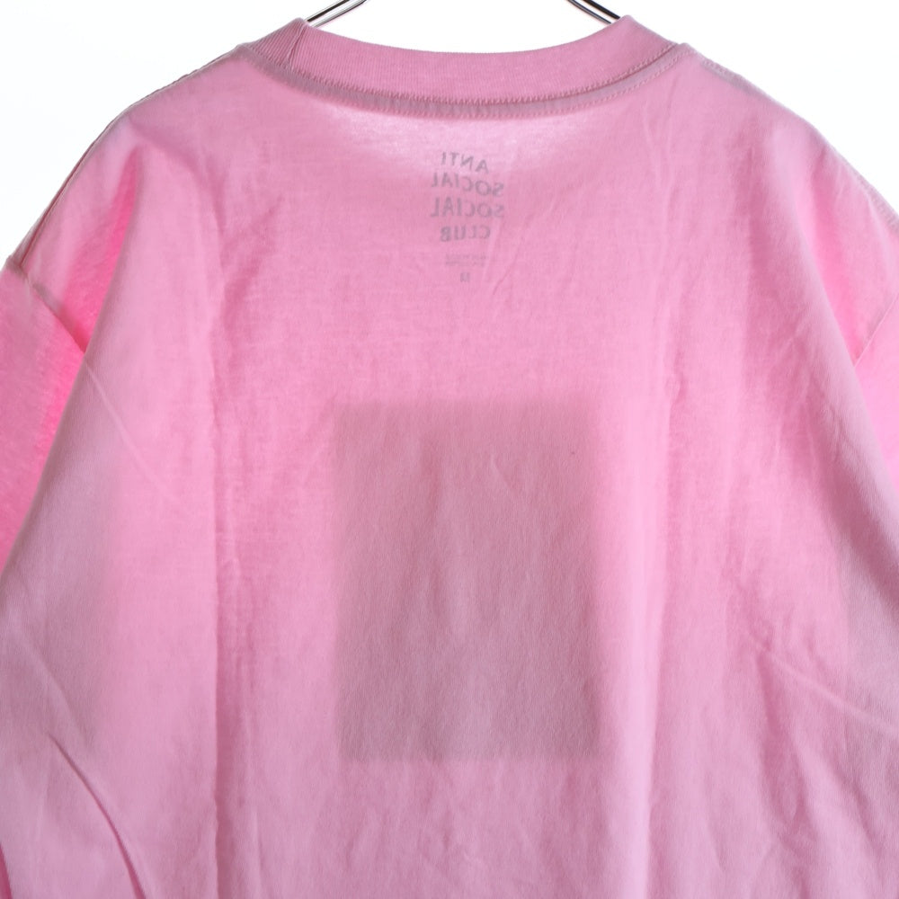 ANTI SOCIAL SOCIAL CLUB(アンチソーシャルソーシャルクラブ) ロゴプリント クルーネック半袖Tシャツ カットソー ピンク