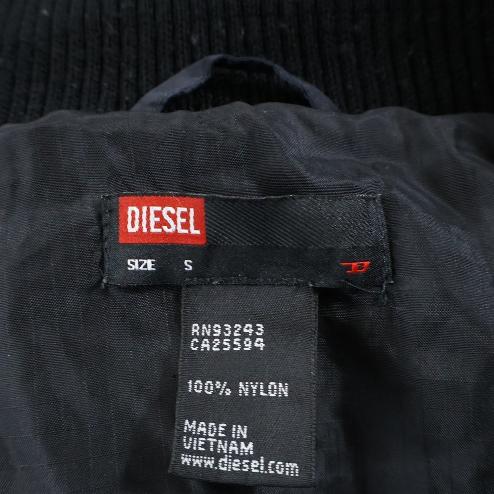 DIESEL(ディーゼル) フーデッド キルティング ボンバージャケット ブルゾン ブラック
