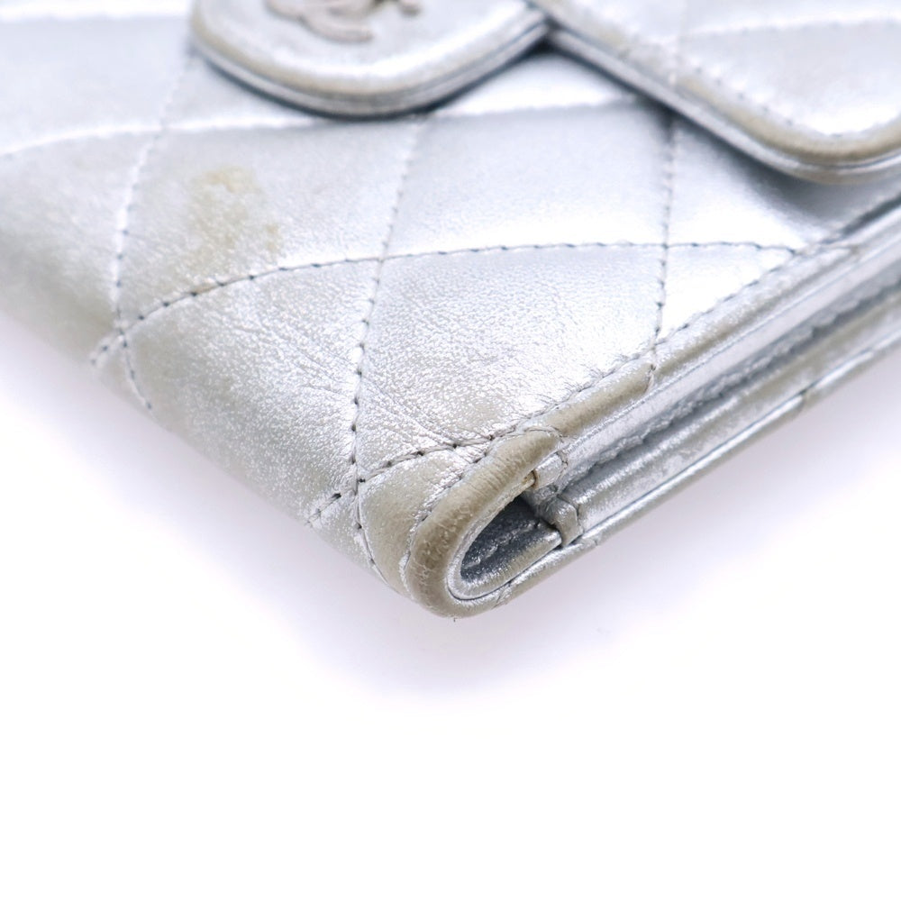 CHANEL(シャネル) マトラッセ クラシック スモール フラップ ウォレット 三つ折り財布 シルバー AP0231