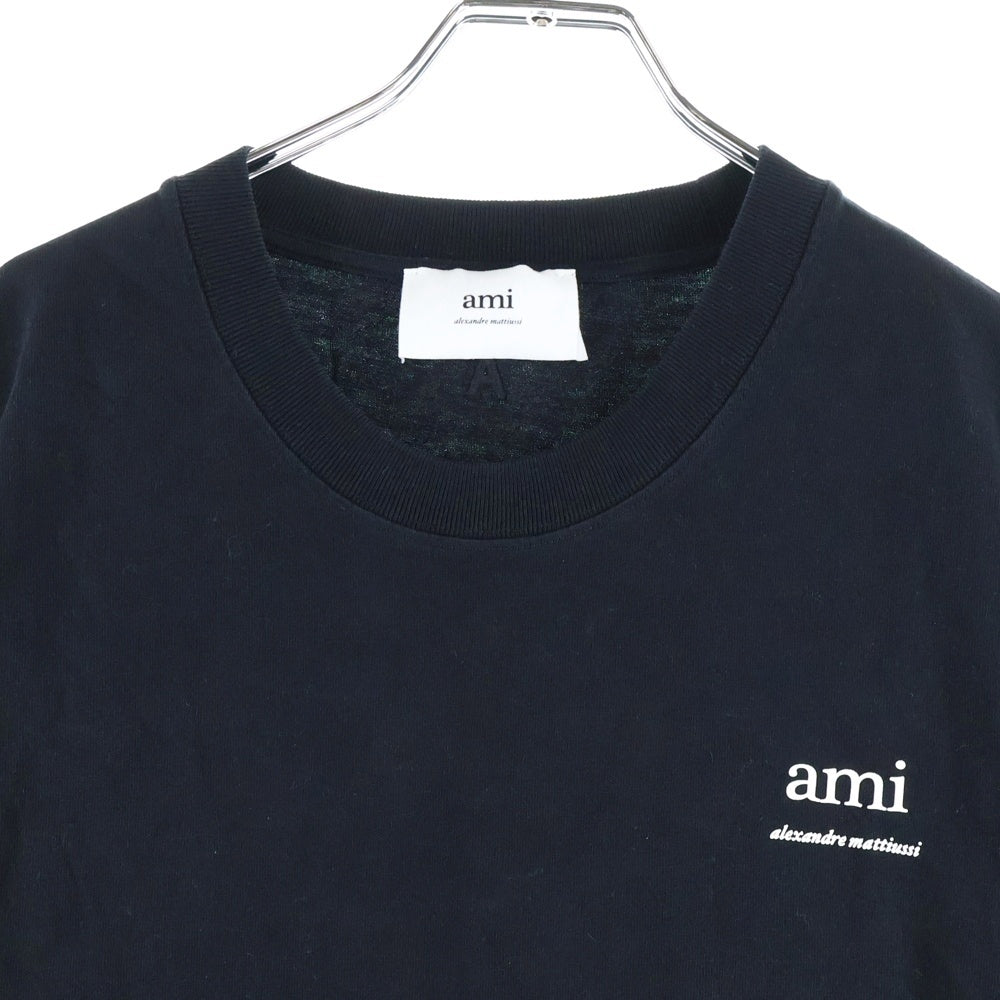 ami paris(アミパリス) ロゴプリント バックハートエンブロイダリー クルーネック半袖Tシャツ カットソー ブラック UTS024.726