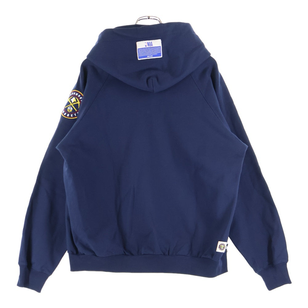 WIND AND SEA(ウィンダンシー) 23AW ×NBA Denver Nuggets エヌビーエー デンバー ナゲッツ ロゴエンブロイダリー ジップアップフーデットパーカー ネイビー/イエロー WDS-C-NBAPO-23-Q4-03