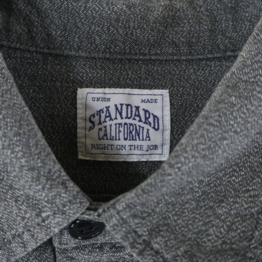 STANDARD CALIFORNIA(スタンダード カリフォルニア) 日本製 フロントロゴ ダブルフラップ コットン 長袖シャツ グレー