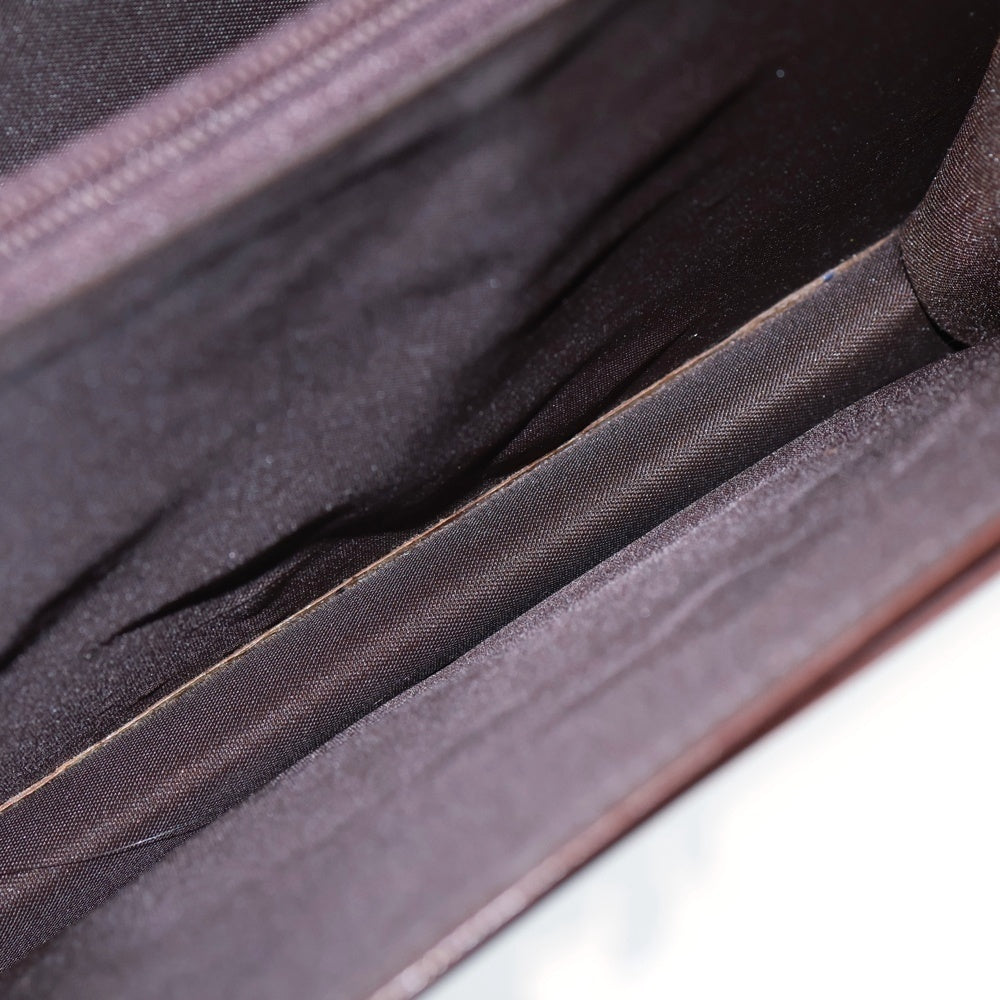 GIORGIO ARMANI(ジョルジオアルマーニ) アジャスター付き ロゴ刻印 レザーショルダーバッグ ブラウン