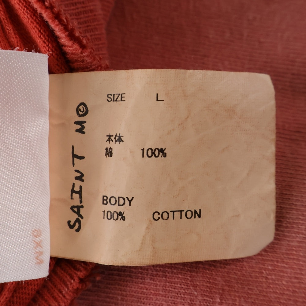 SAINT MICHAEL(セントマイケル) 25SS S/S TEE SAINT/RED ロゴプリント ヴィンテージ加工 Tシャツ 半袖カットソー レッド SM-HR8-0000-027
