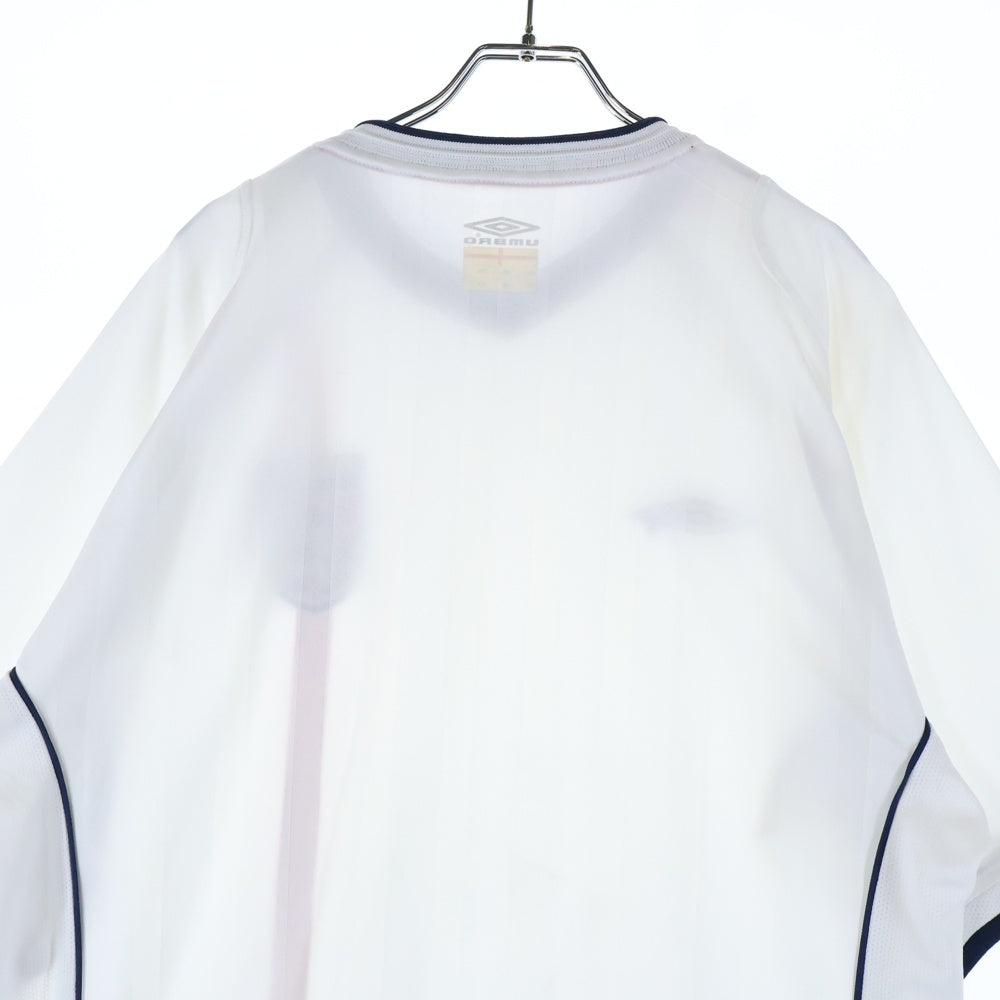 UMBRO(アンブロ) フロントロゴデザイン サイドメッシュ切り替え 半袖ゲームシャツ ホワイト