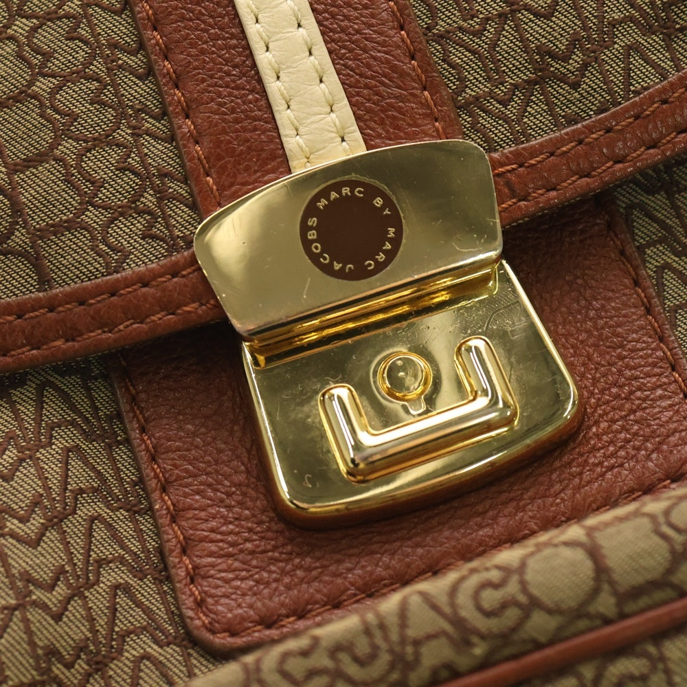 MARC BY MARC JACOBS(マーク バイ マーク ジェイコブス) フロントロゴデザイン 総柄 ラインデザイン ショルダーバッグ ブラウン