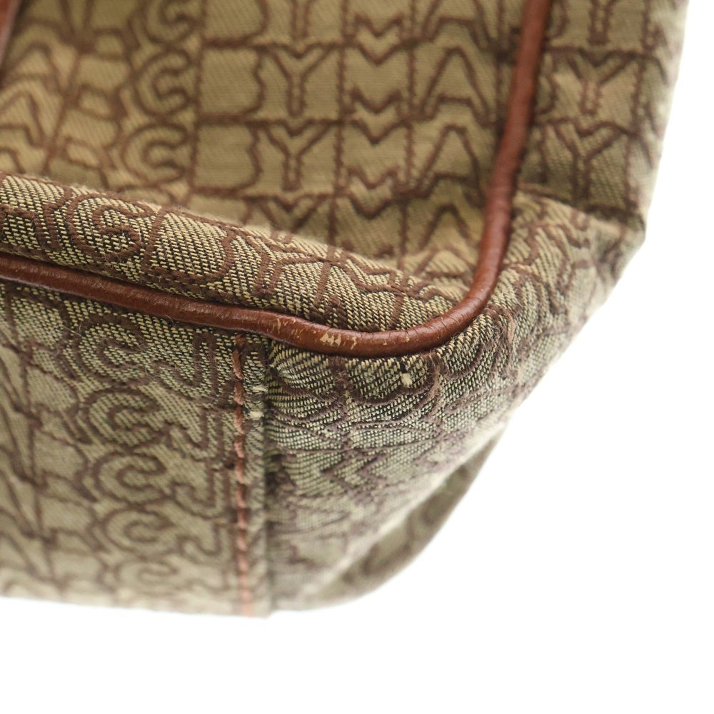 MARC BY MARC JACOBS(マーク バイ マーク ジェイコブス) フロントロゴデザイン 総柄 ラインデザイン ショルダーバッグ ブラウン