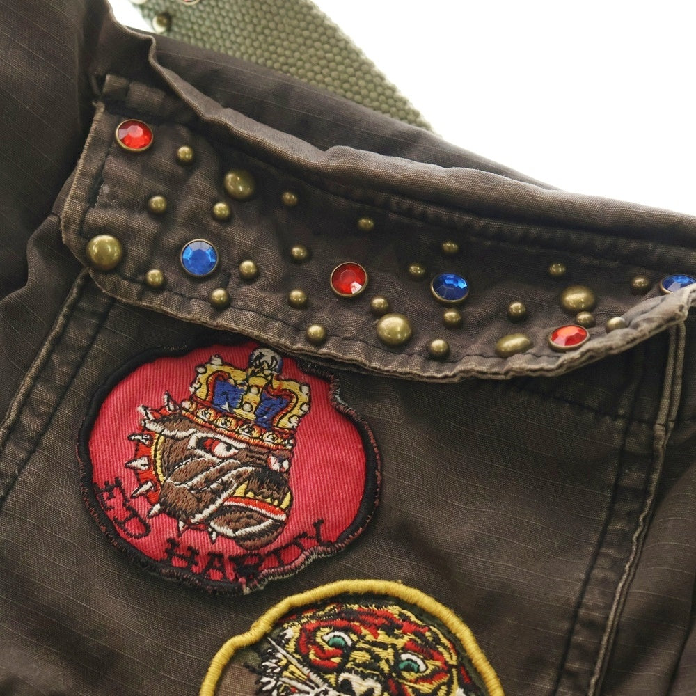 Ed Hardy(エドハーディー) マルチワッペン スタッズ付き マルチポケット ショルダーバッグ ブラウン