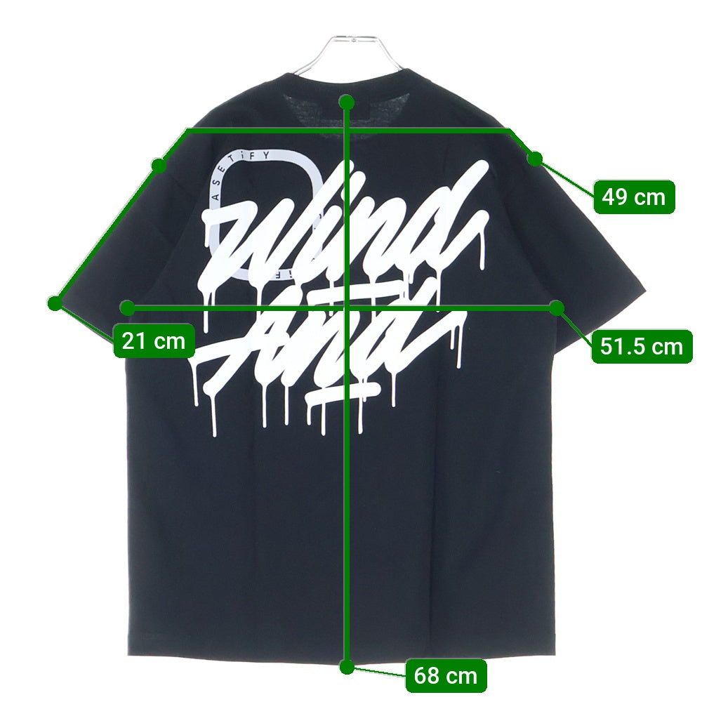 WIND AND SEA(ウィンダンシー) 22SS ×IT'S A LIVING イッツア リビング ロゴプリント クルーネック 半袖Tシャツカットソー ブラック ITLIV-CSTF-22A-13