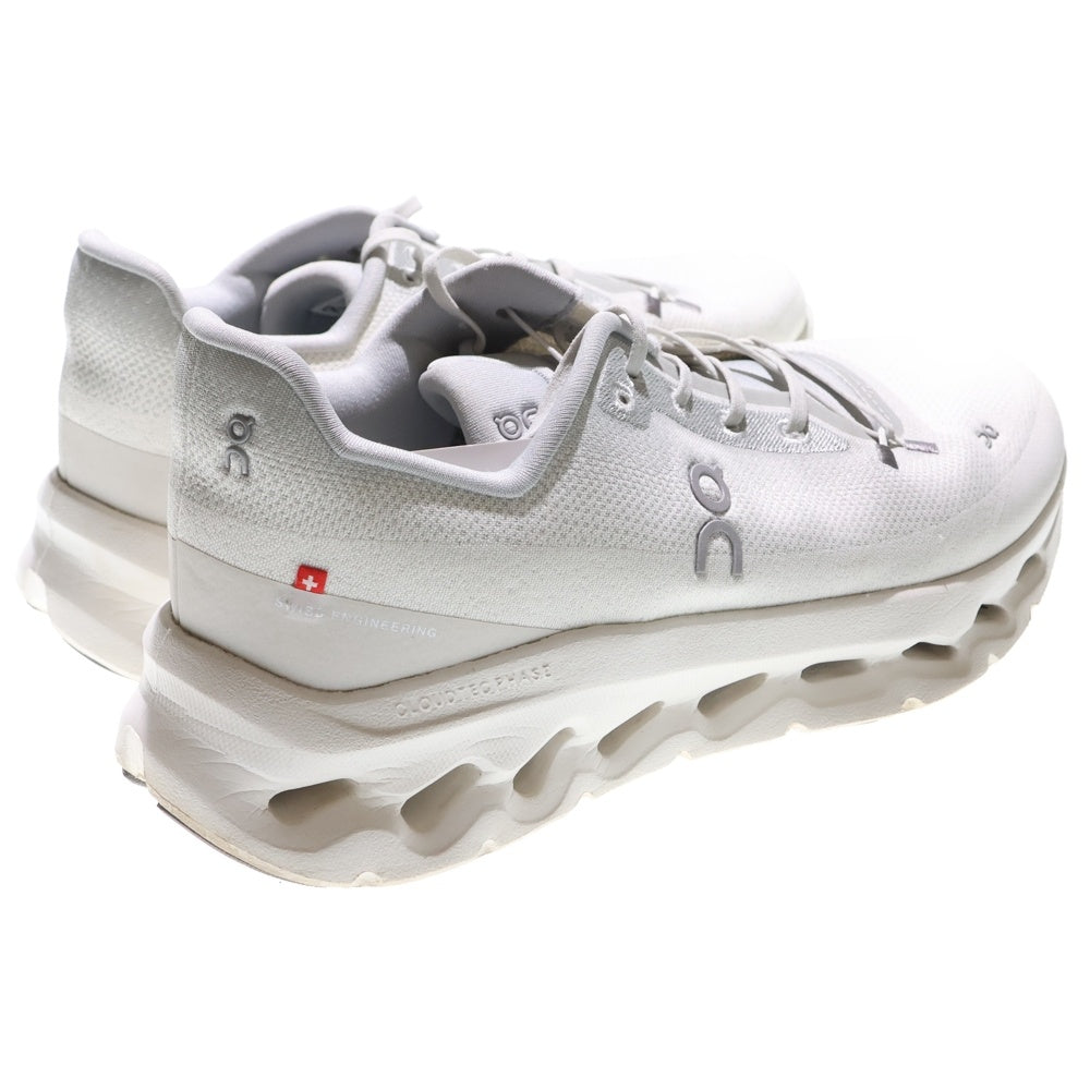 On(オン) CLOUDTILT GLACIER クラウドティルト グレイシア ローカットスニーカー ホワイト 3ME10103740
