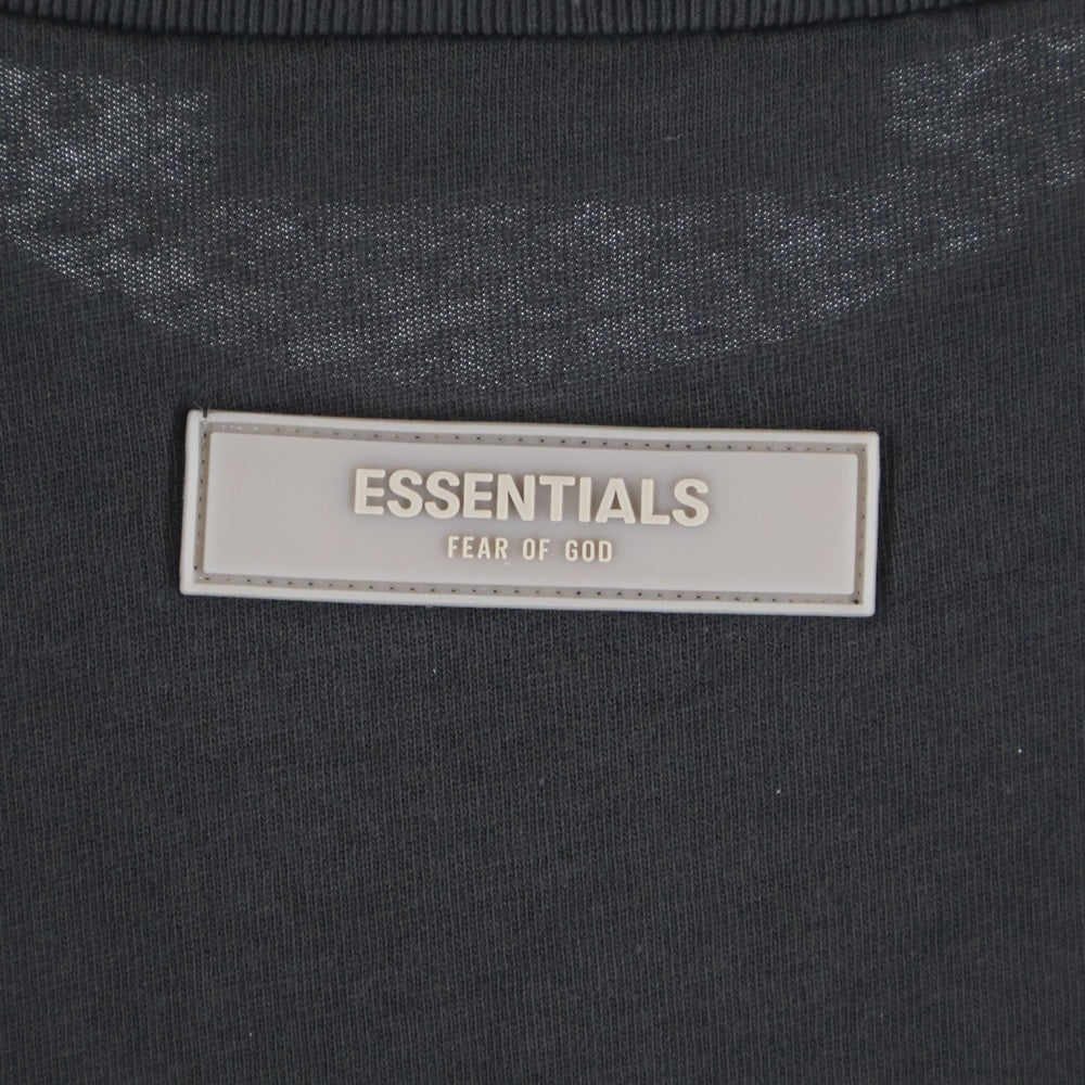 ESSENTIALS FEAR OF GOD(エッセンシャル フィアオブゴッド) 1977 フロントデザイン クルーネック カットソー 半袖Tシャツ ブラック
